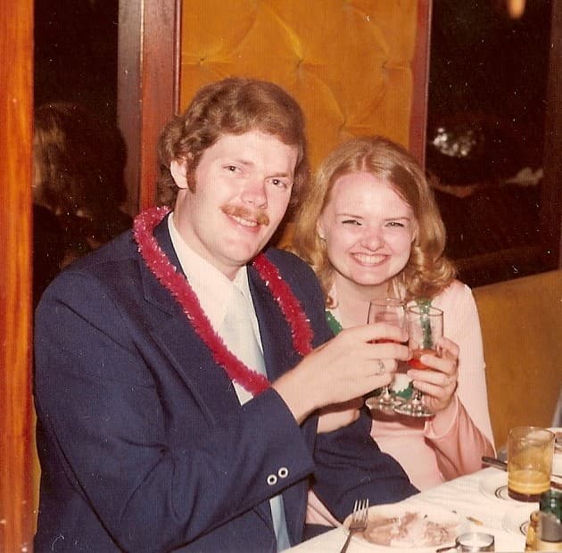 Tom & Jane · Toasting